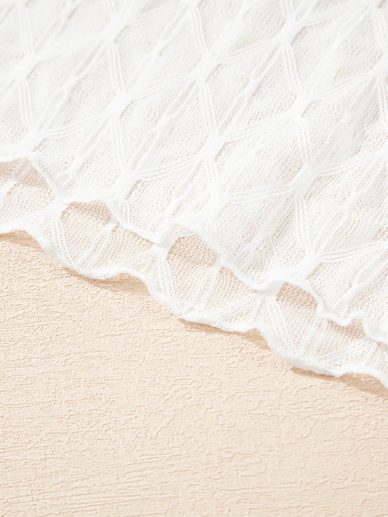 Sheer Mesh Patterned Lettuce Trim Slim Long Sleeve Top - tif-shop24.de