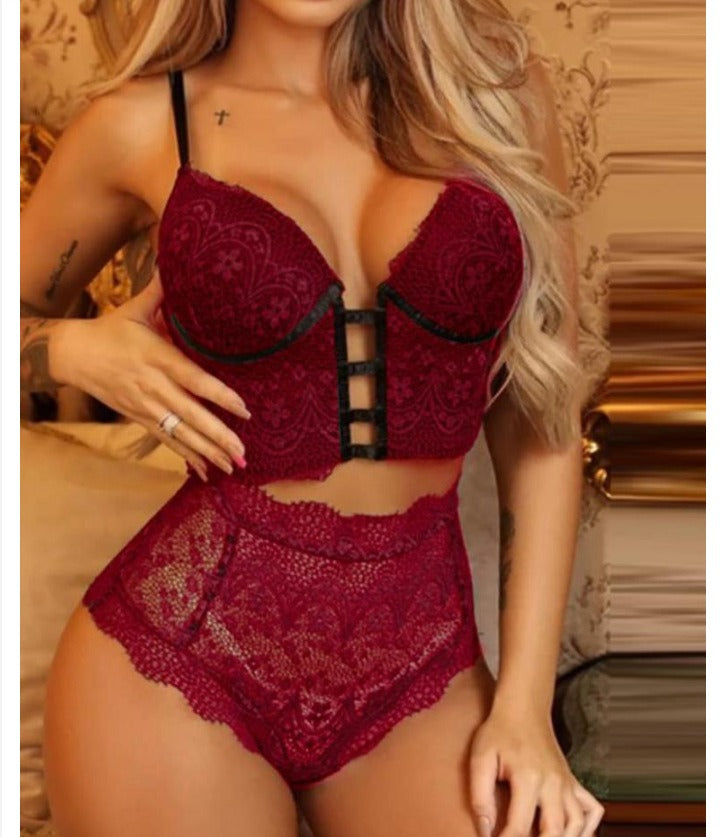 European And American Sexy Lingerie Sexy Seductive Lace in rotem Spitzen-Design für verführerischen Look.