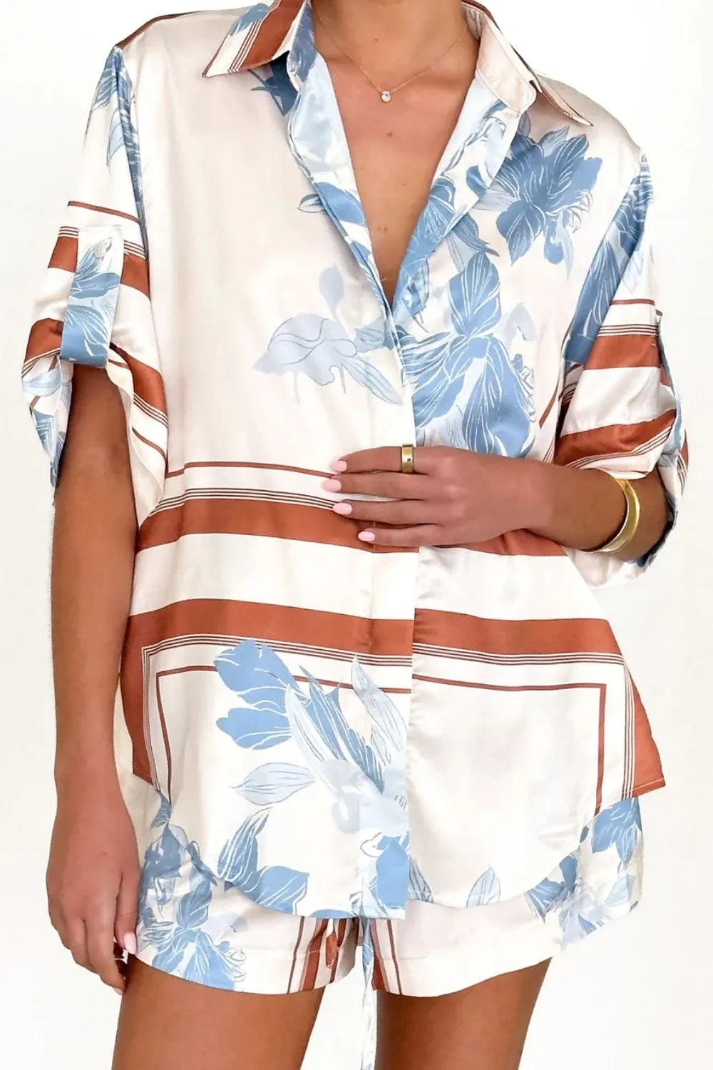 Printed Collared Neck Top and Shorts Set - tif-shop24.de