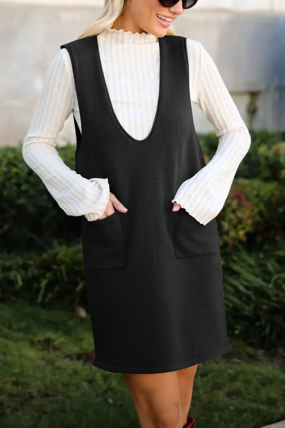 Lovelet Pocketed V-Neck Mini Sweater Overall Dress - tif-shop24.de