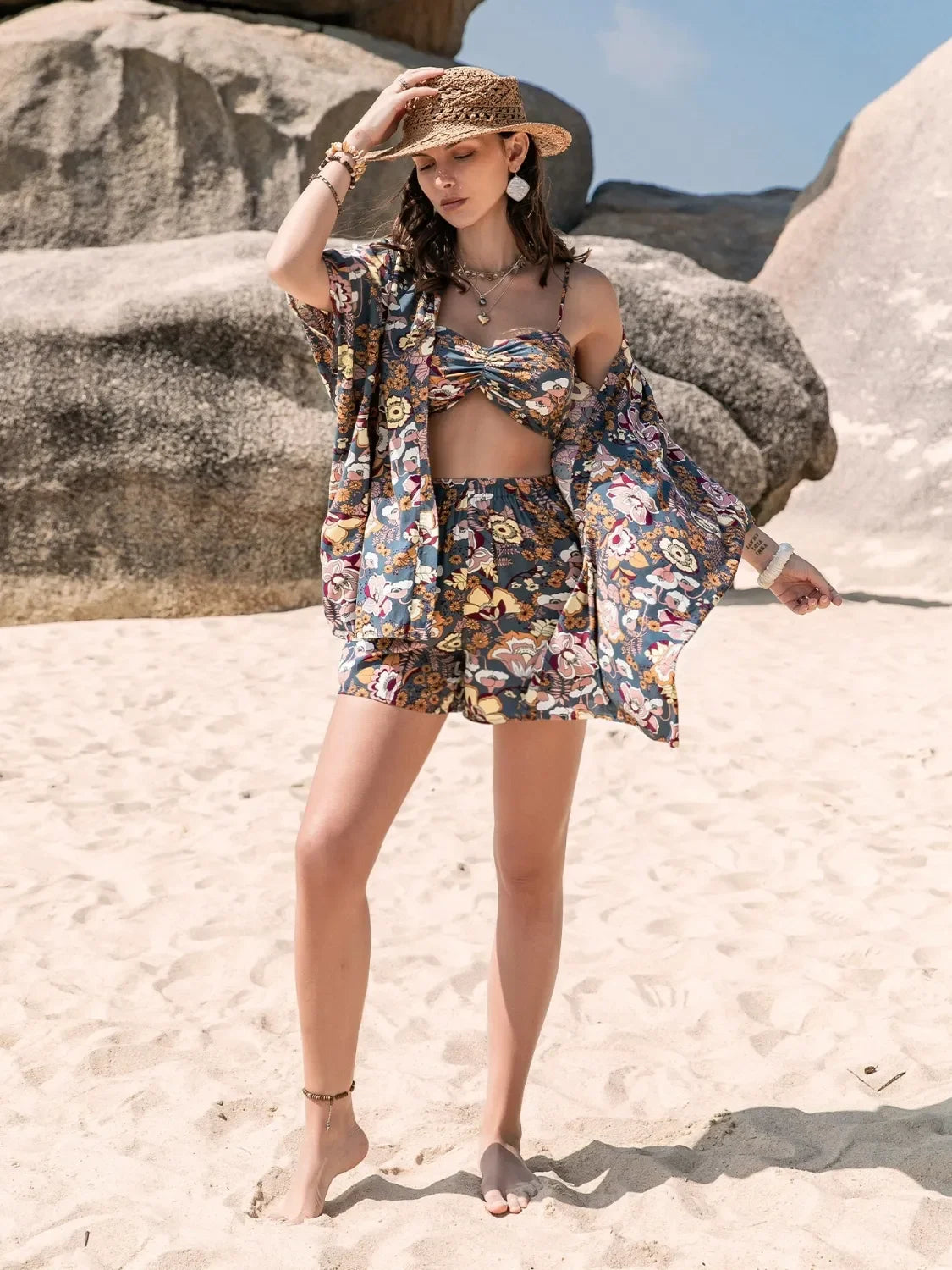 Printed Bra, Cover-Up and Shorts Set - tif-shop24.de