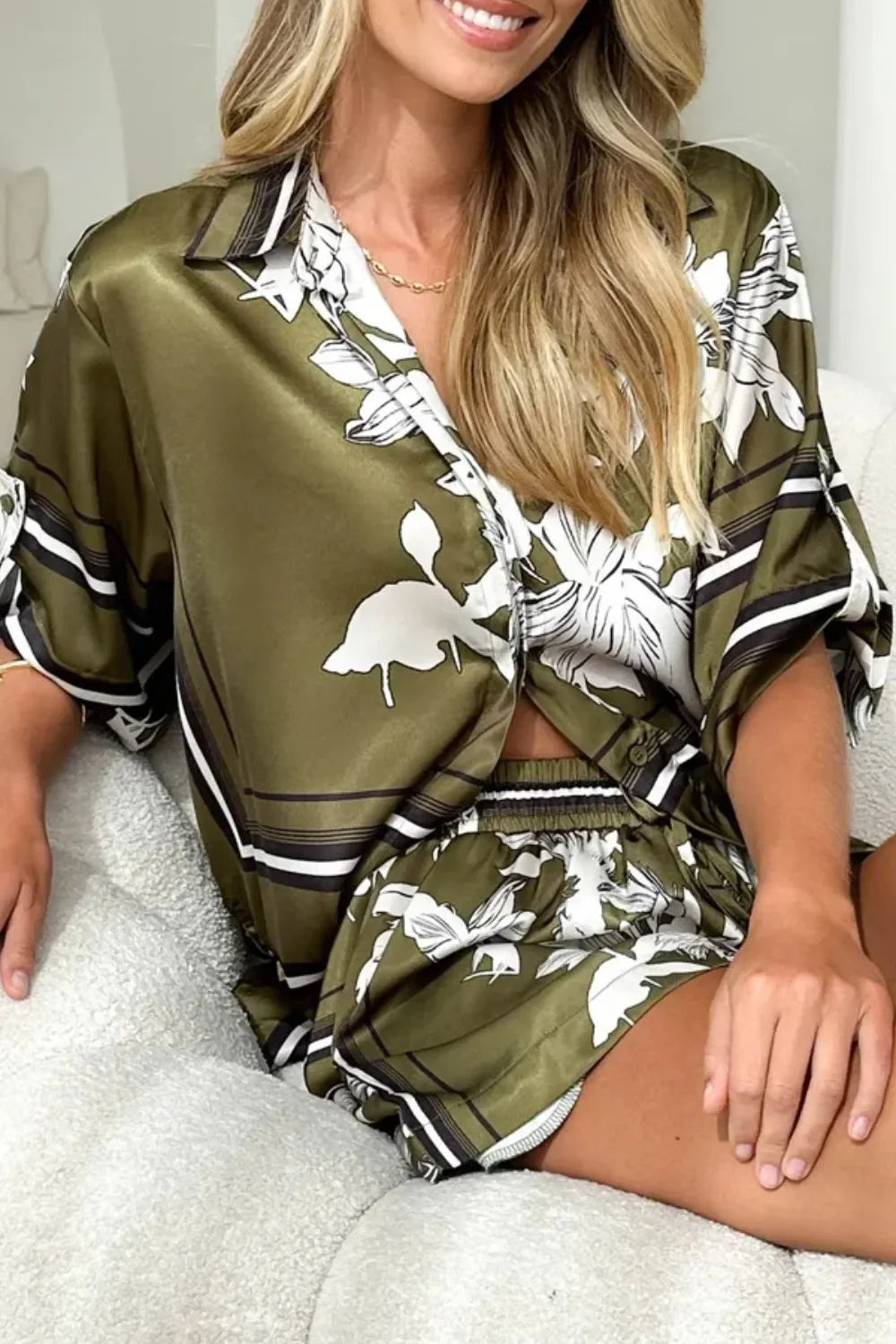 Printed Collared Neck Top and Shorts Set - tif-shop24.de