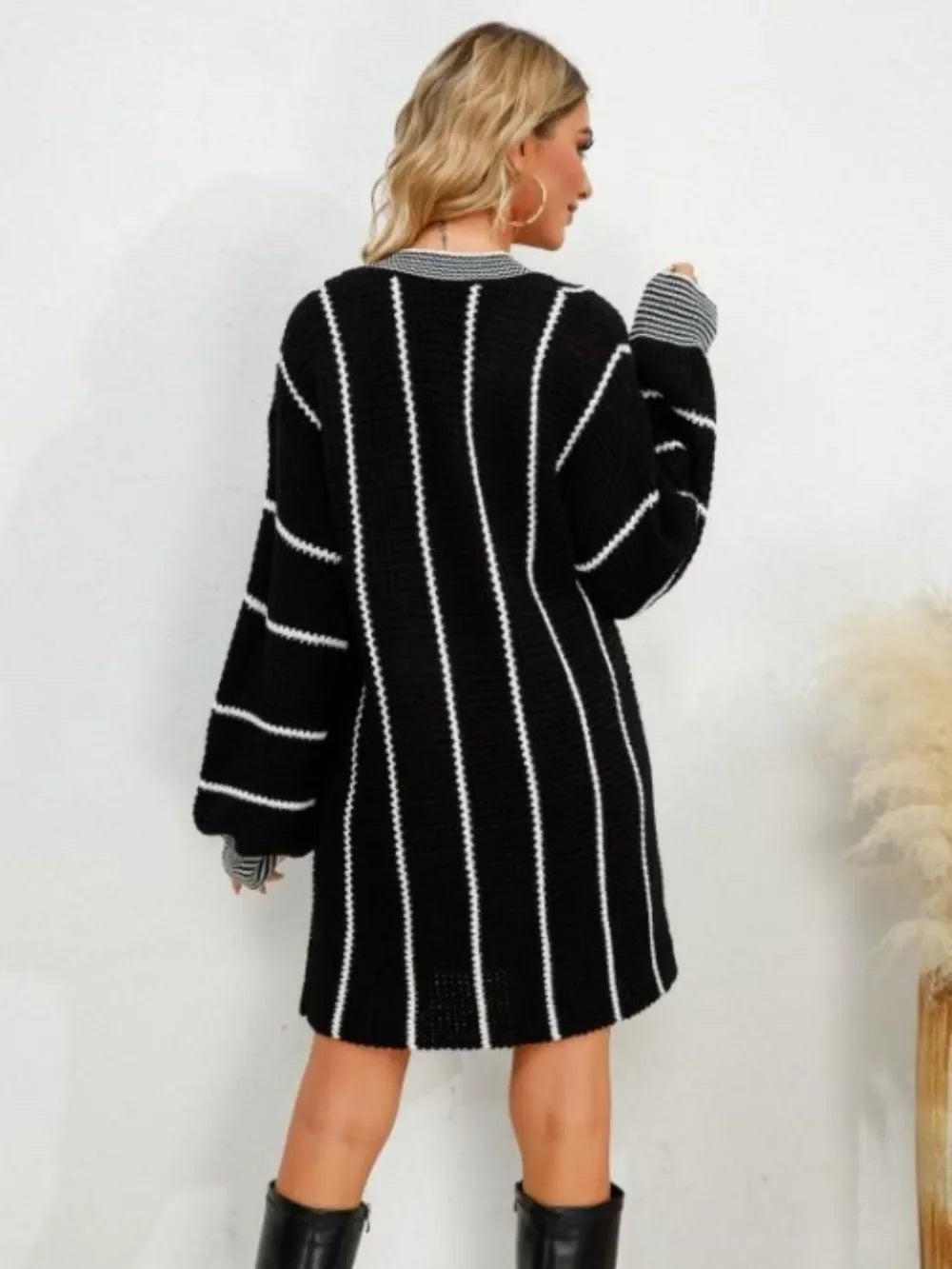Striped V-Neck Long Sleeve Mini Dress - tif-shop24.de