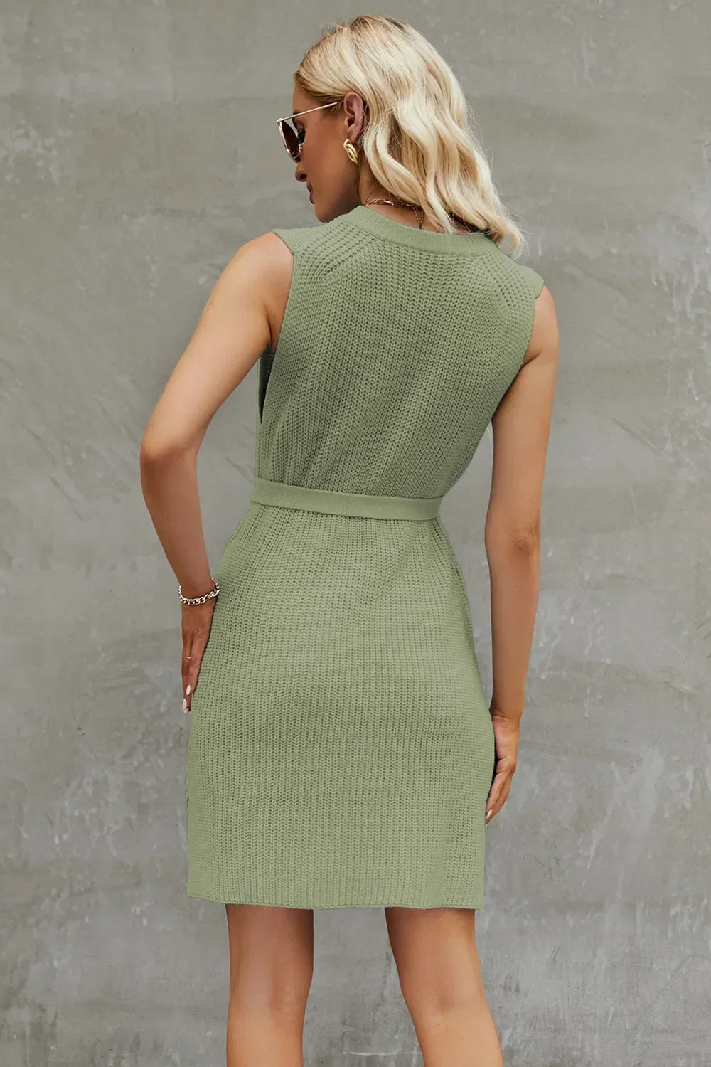 Tied Round Neck Sleeveless Sweater Dress - tif-shop24.de