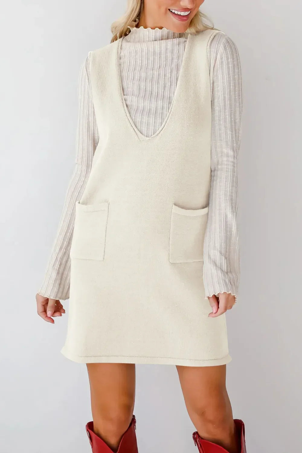 Lovelet Pocketed V-Neck Mini Sweater Overall Dress - tif-shop24.de