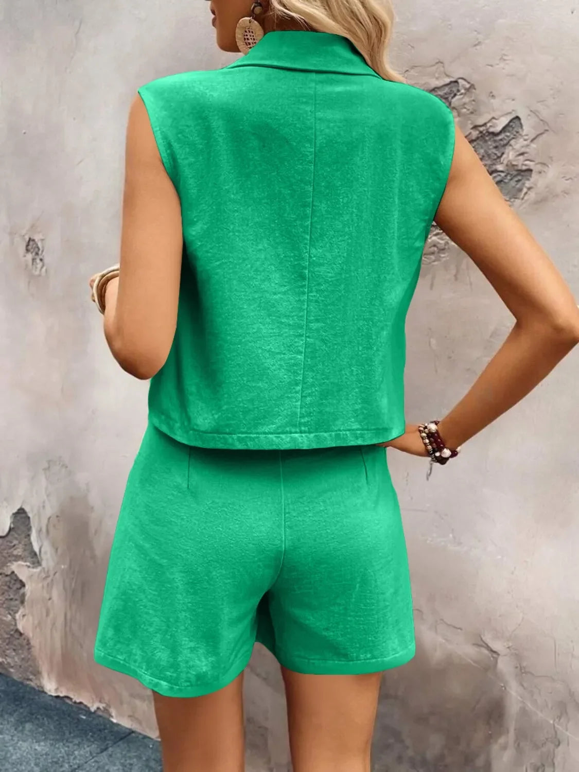 One Button Sleeveless Top and Shorts Set - tif-shop24.de
