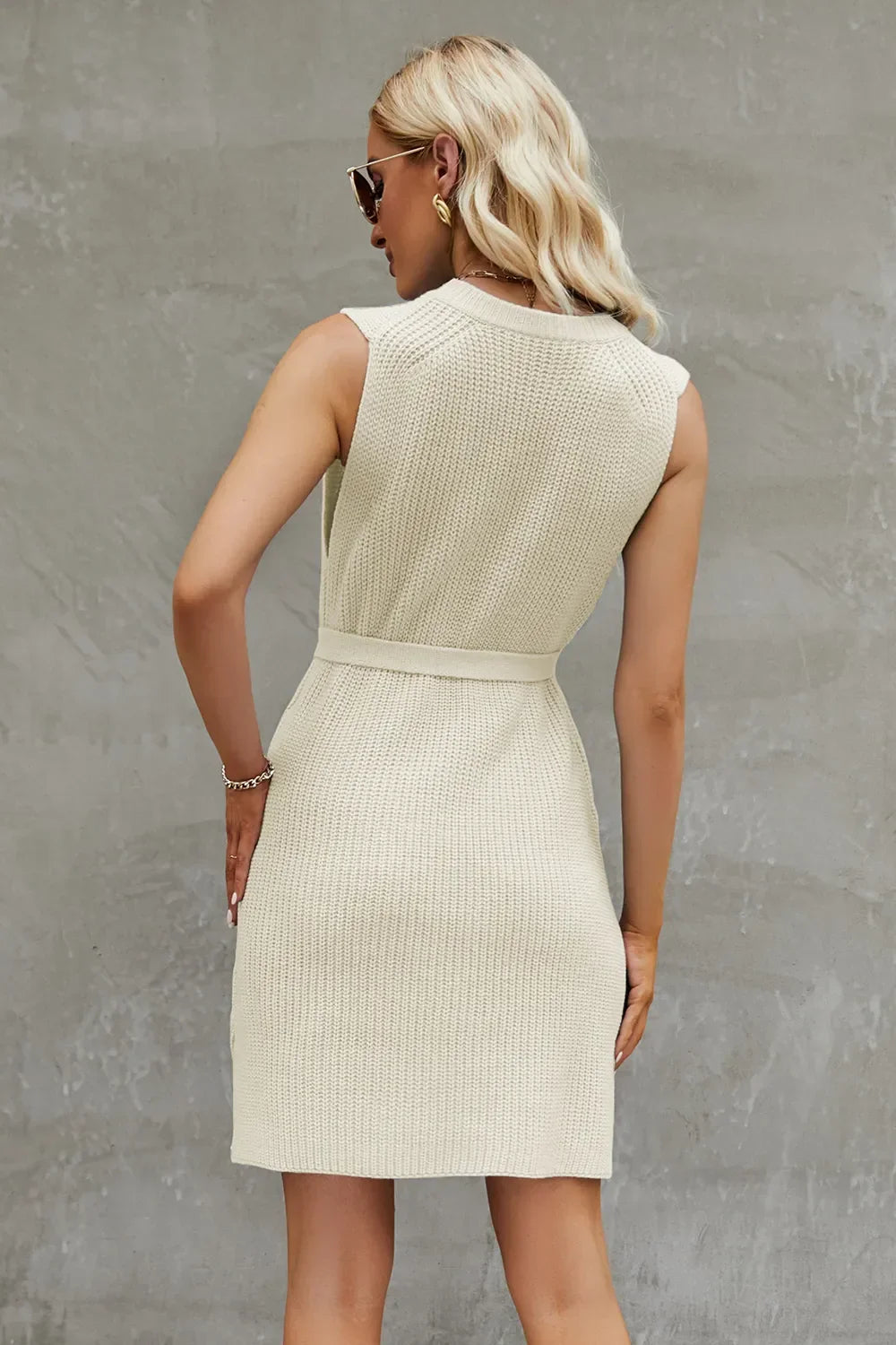 Tied Round Neck Sleeveless Sweater Dress - tif-shop24.de