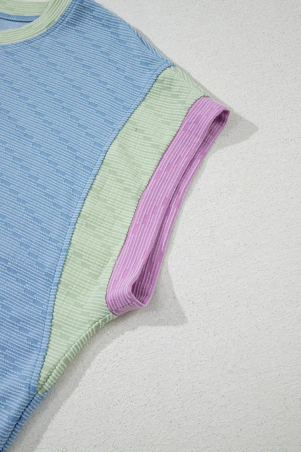 Contrast Round Neck Top and Shorts Set - tif-shop24.de