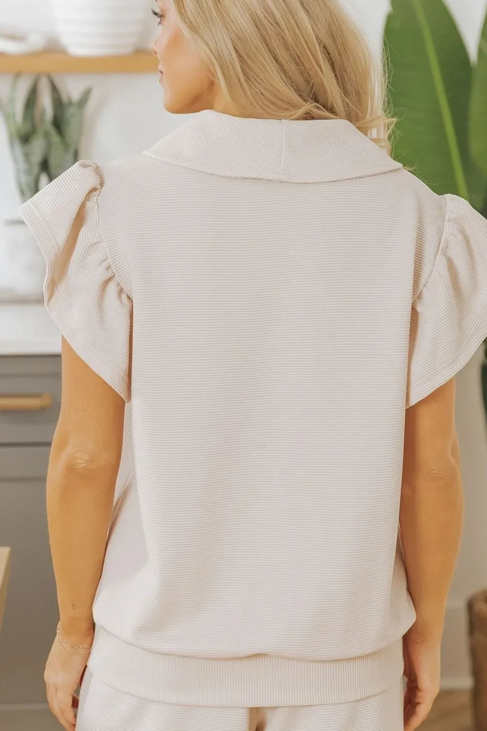 Textured Ruffled Sleeve Zipped Top and Wide Leg Pants Set - tif-shop24.de