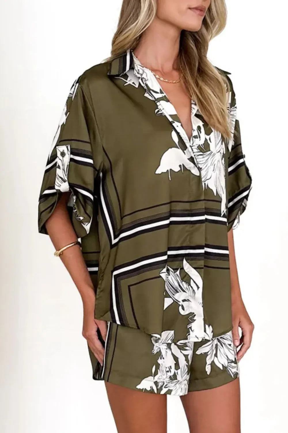 Printed Collared Neck Top and Shorts Set - tif-shop24.de