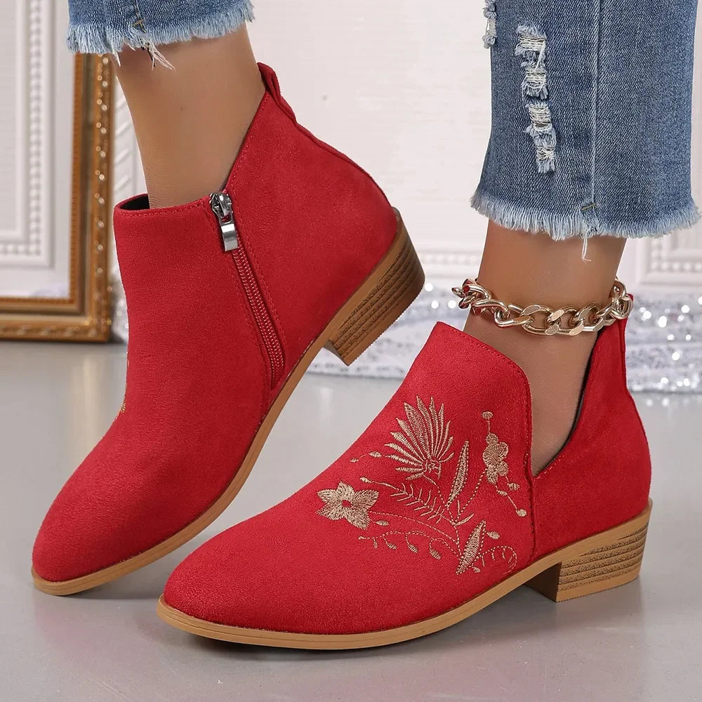 Embroidered Suede Point Toe Block Heel Boots - tif-shop24.de