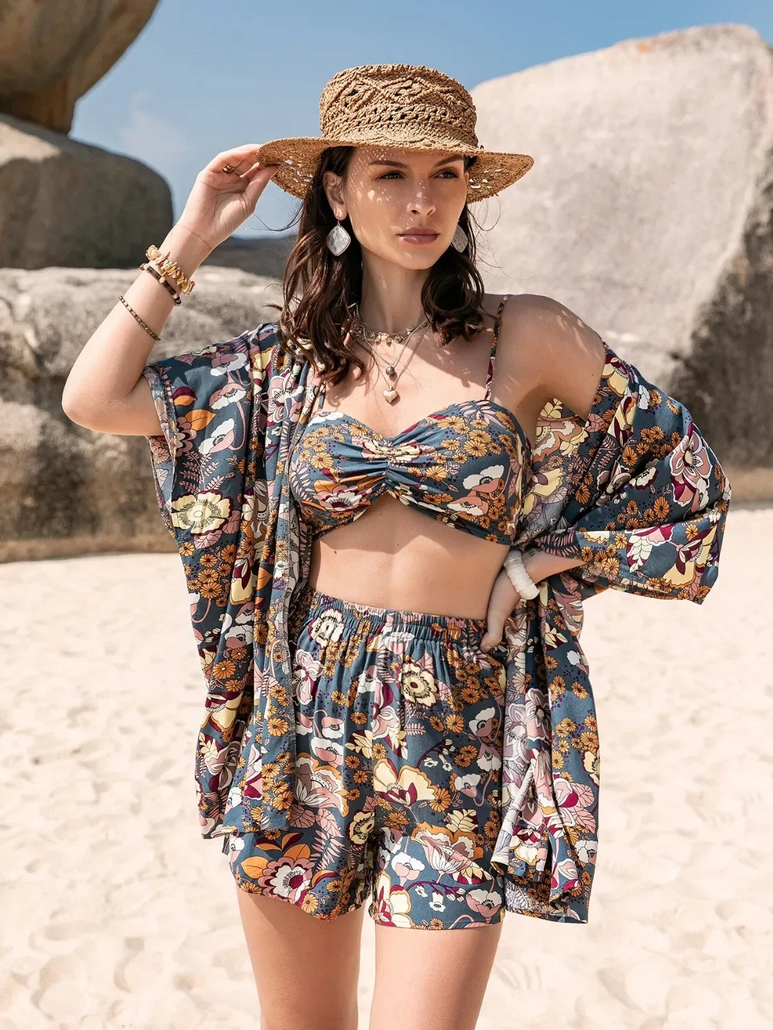 Printed Bra, Cover-Up and Shorts Set - tif-shop24.de