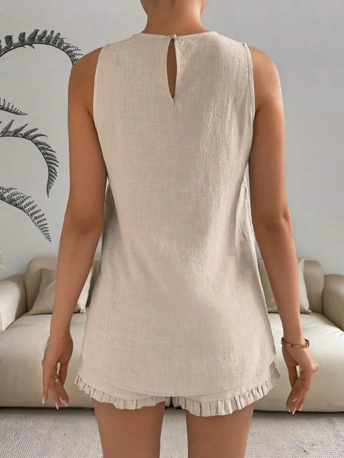 Lace Detail Round Neck Tank and Shorts Set - tif-shop24.de