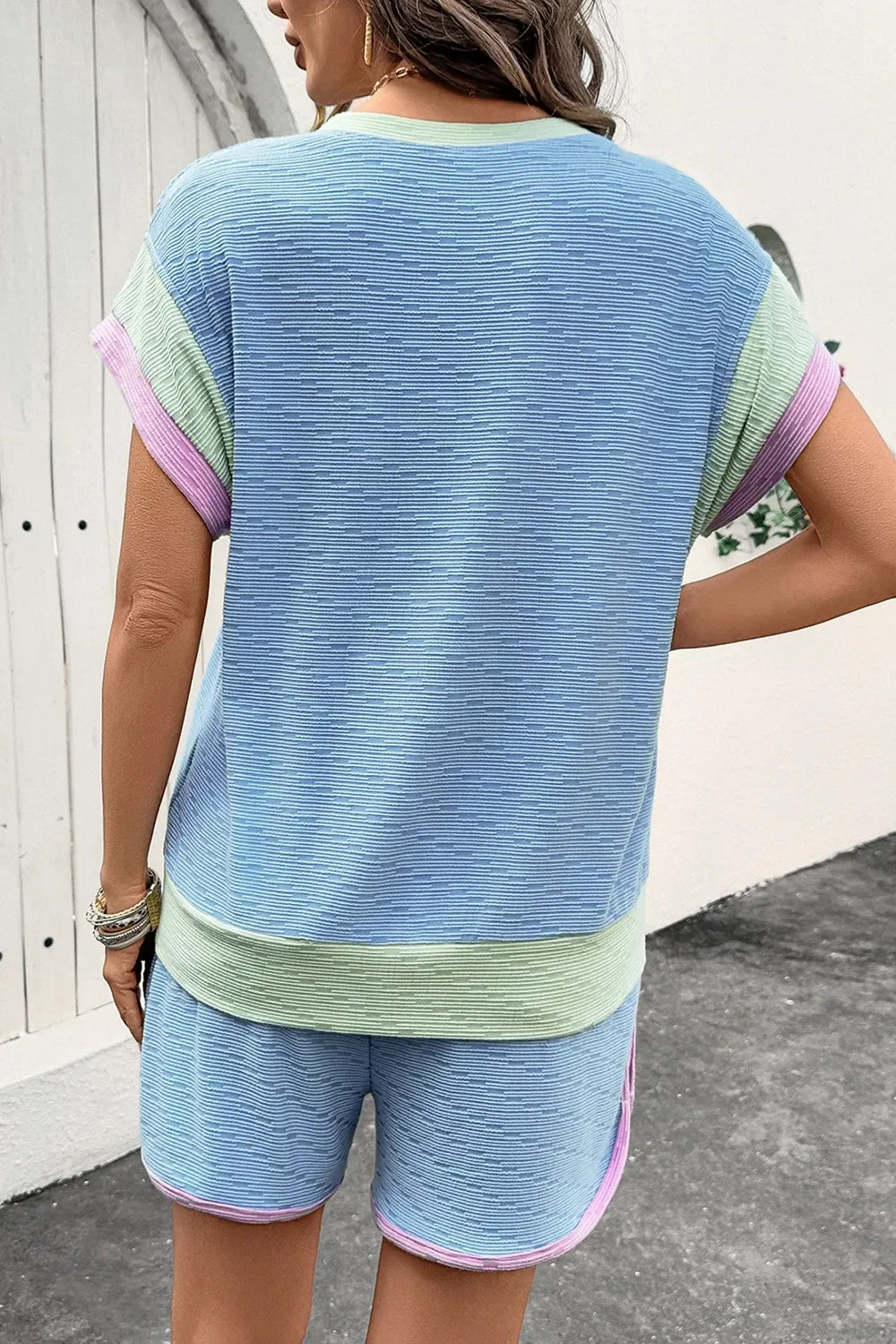 Contrast Round Neck Top and Shorts Set - tif-shop24.de