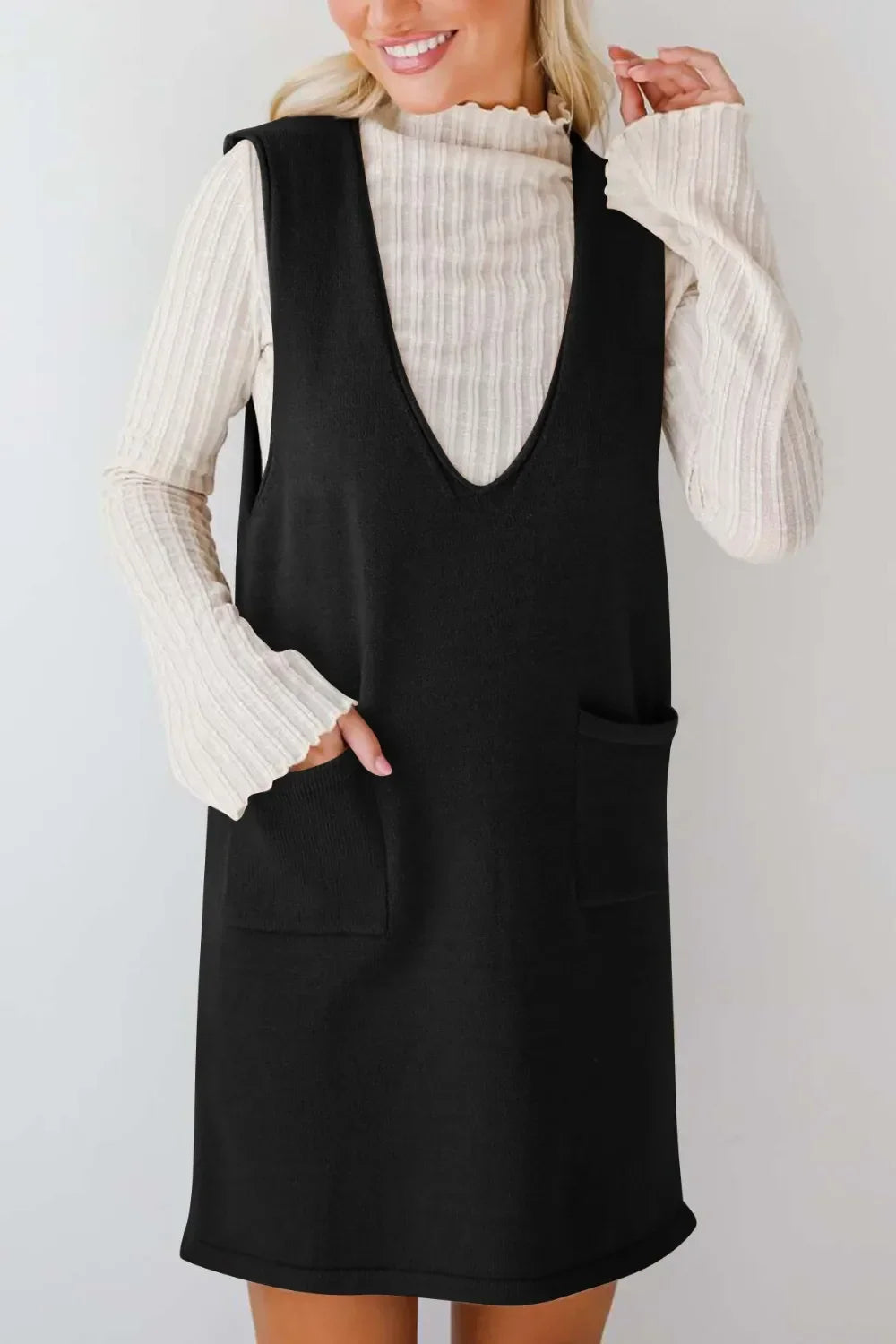 Lovelet Pocketed V-Neck Mini Sweater Overall Dress - tif-shop24.de