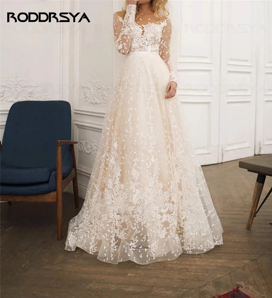 Champagner Brautkleid A-Linie mit U-Ausschnitt Langarm 