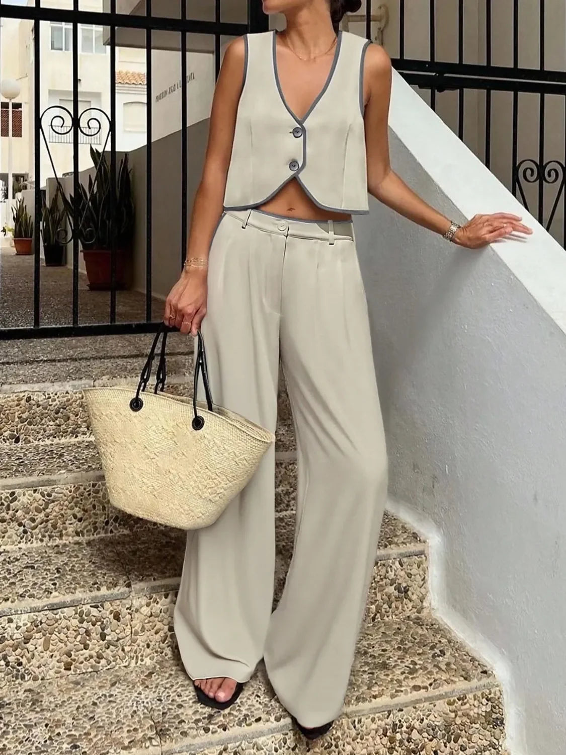 V-Neck Vest and Pants Set - tif-shop24.de