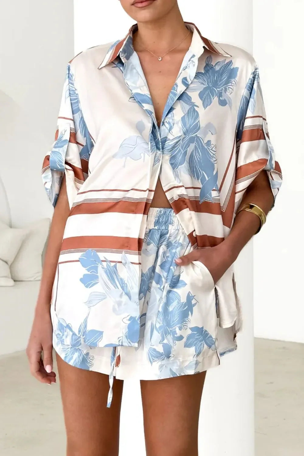 Printed Collared Neck Top and Shorts Set - tif-shop24.de