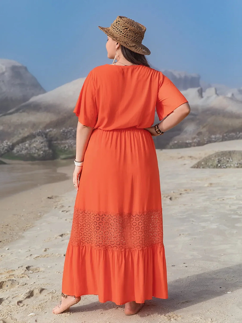 Plus Size V-Neck Flutter Sleeve Maxi Dress - tif-shop24.de