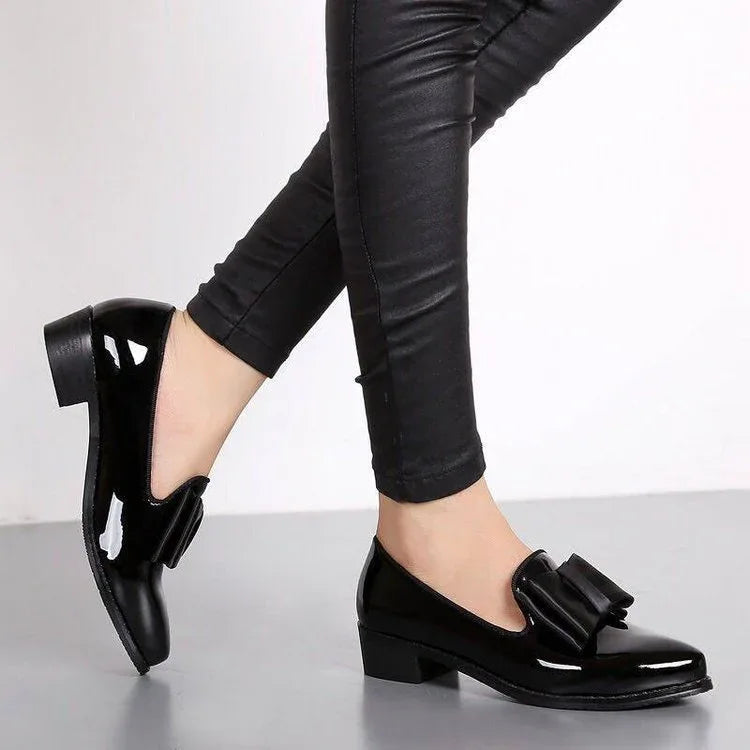 Bow pointed PU bow shallow mouth low heel one foot kick 