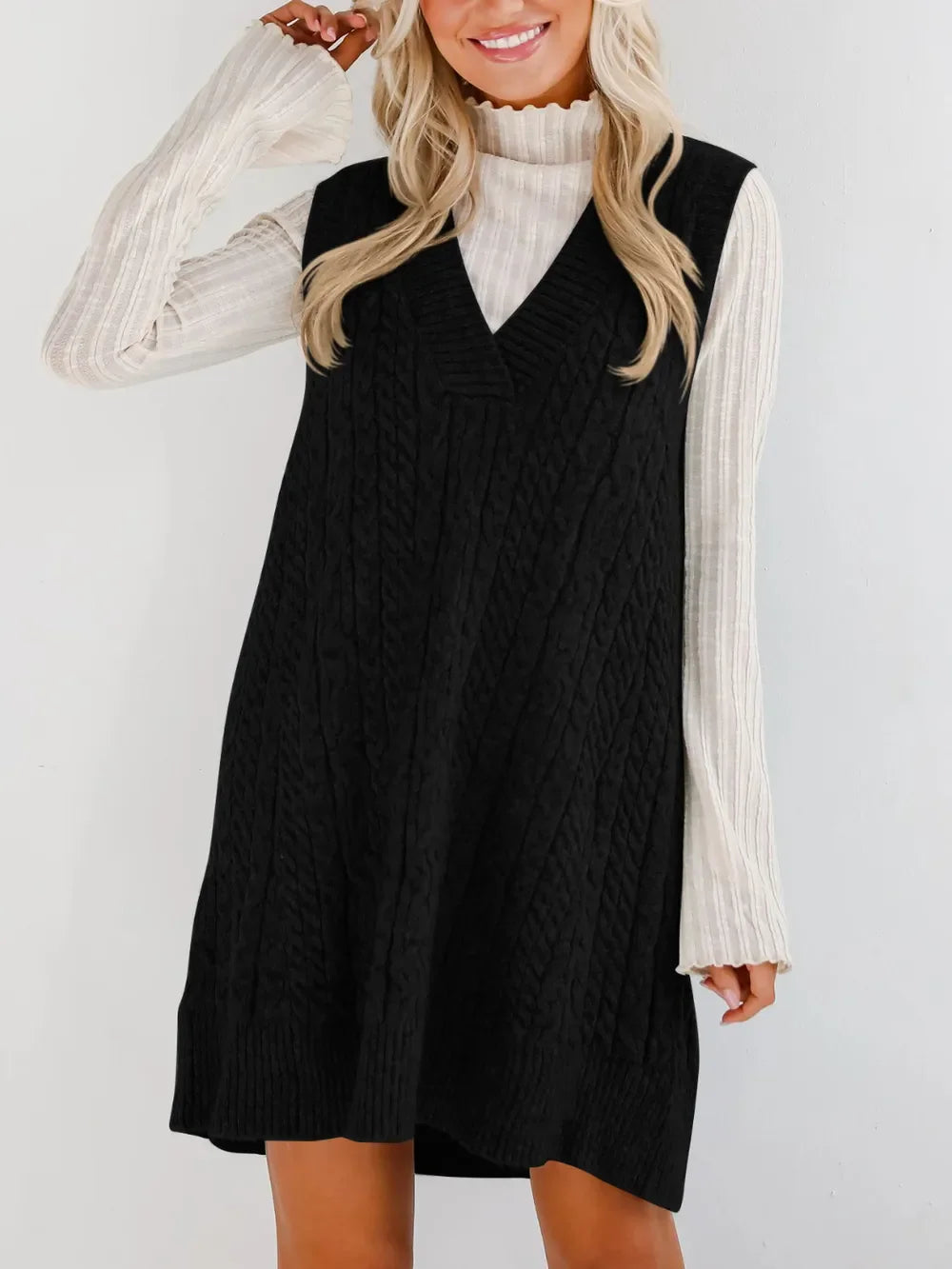 Lovelet Cable Knit V-Neck Mini Sweater Overall Dress - tif-shop24.de