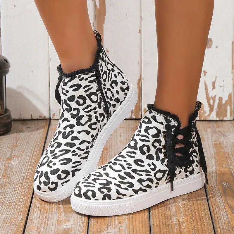 Lace-Up Round Toe Canvas Boots with Side Zip - tif-shop24.de