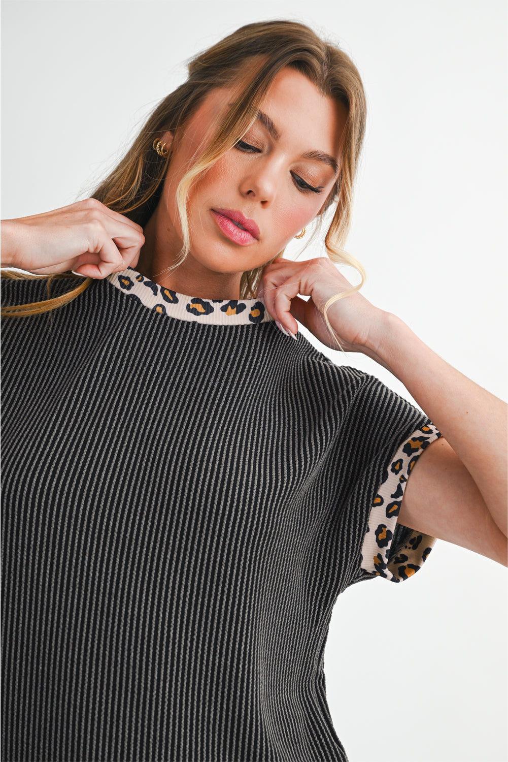 Carbon Grey Leopard Patchwork Trim Twisted Rib T Shirt and Cropped Pants Set