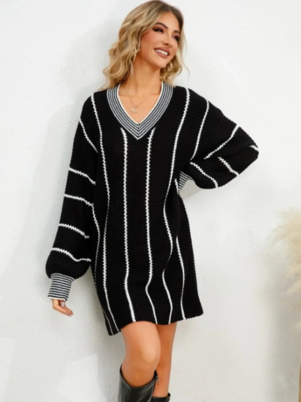 Striped V-Neck Long Sleeve Mini Dress - tif-shop24.de