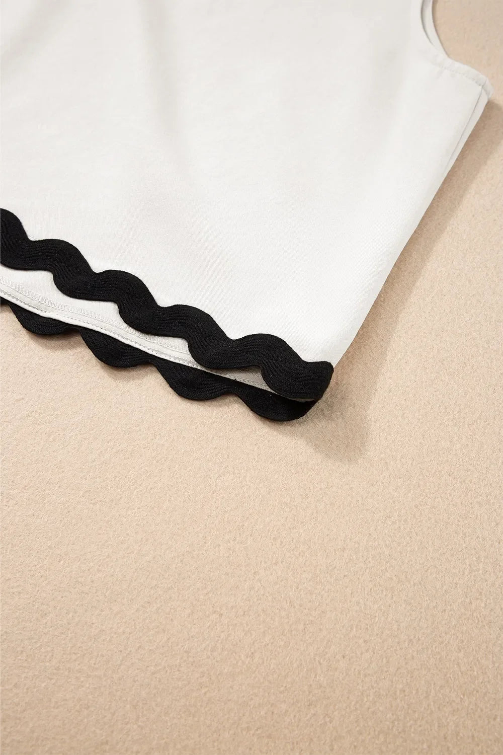 Ricrac Trim Tank Top and Elastic Waist Shorts Set - tif-shop24.de