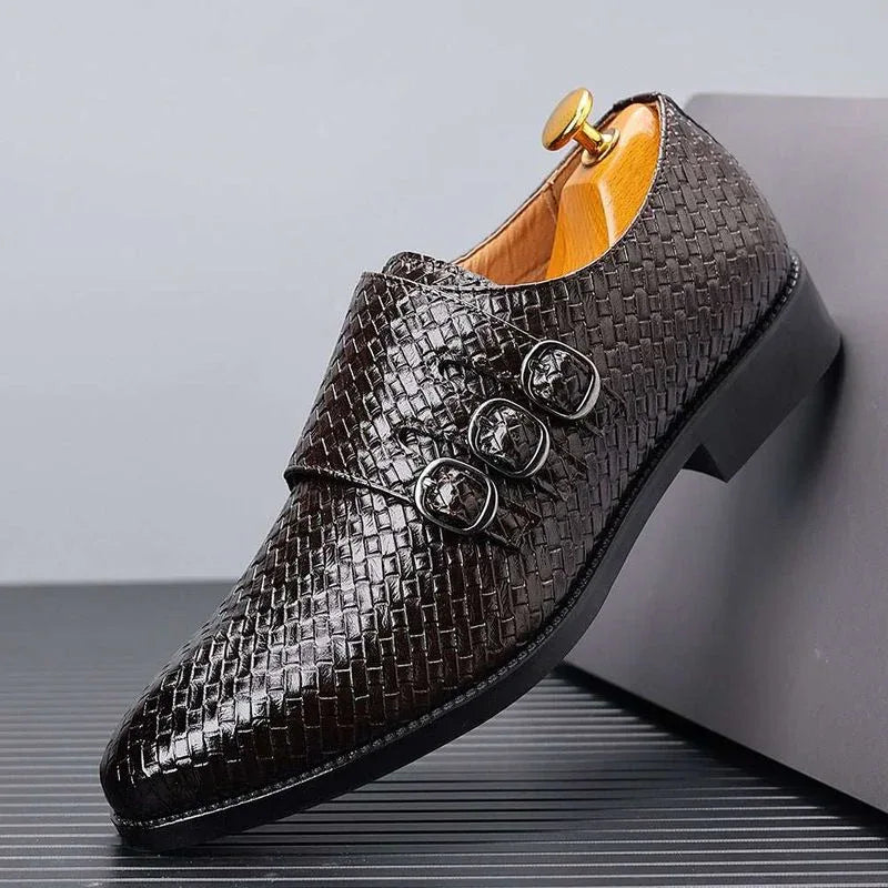 Men's three button buckle Mengke shoe cover polished shoes