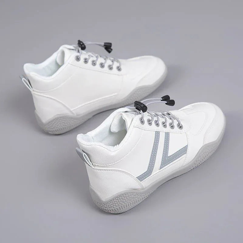 Mid top soft soled white shoes fashionable shoes 