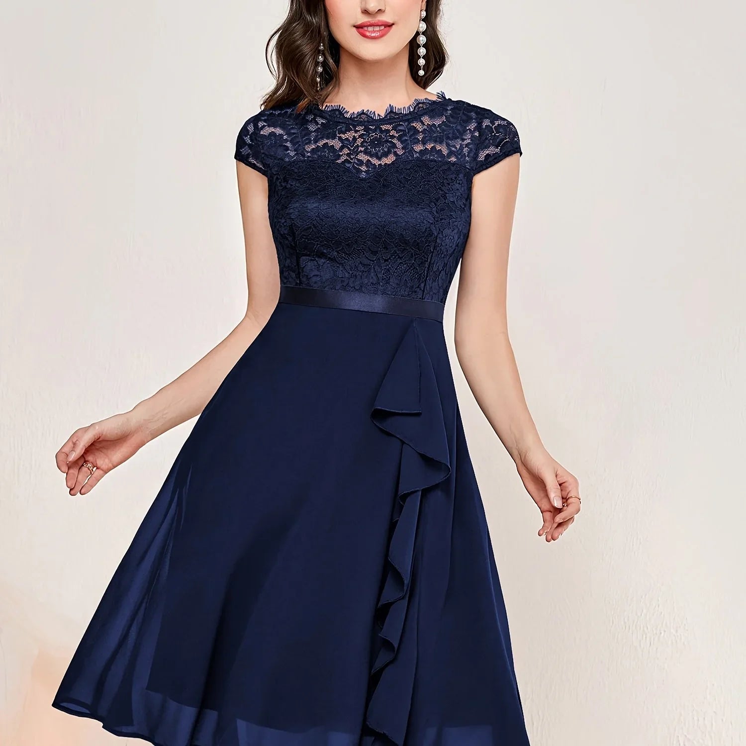 Kontrast Spitze Rüschenbesatz Elegantes Einfarbiges Rundhals Kurzarm Hochzeitskleid | tif-shop24.de