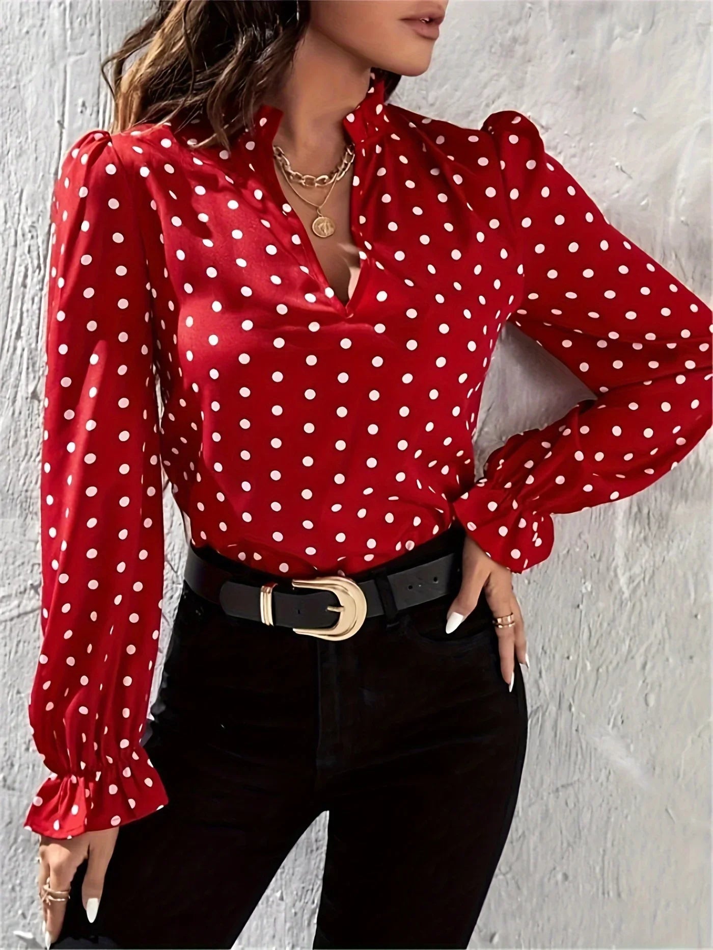 Mit Polka-Dot-Print Und Gekerbtem Ausschnitt Vielseitige Bluse Mit Puffärmeln | tif-shop24.de