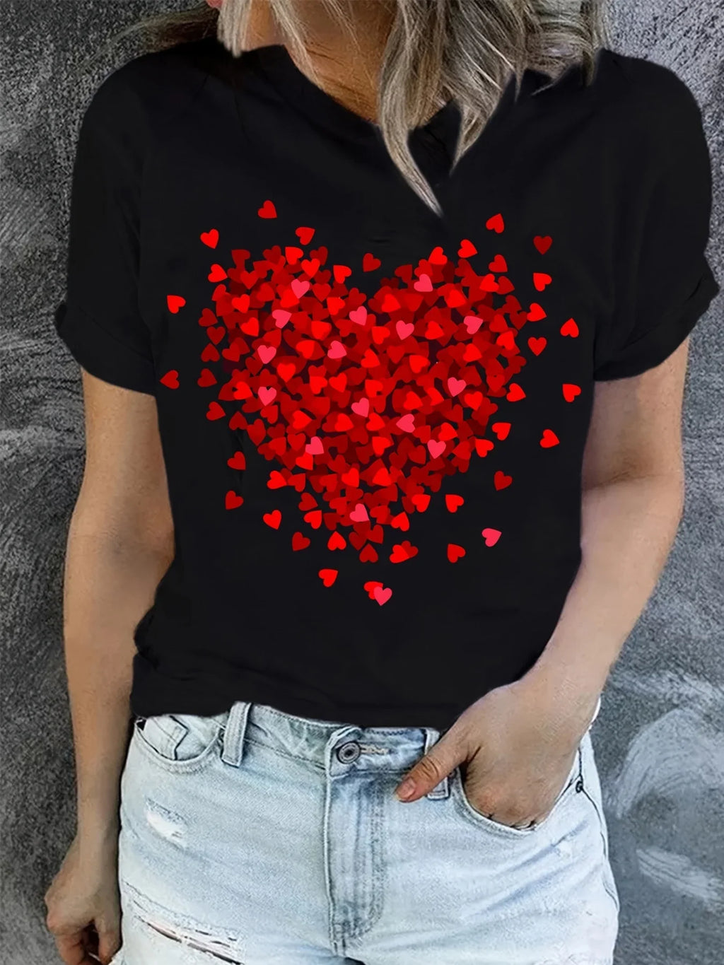 Mit Herzdruck für Valentinstag Geschenk mit Rundhalsausschnitt | tif-shop24.de