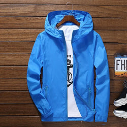 Atmungsaktive Regenjacke Lässige Sport-Windjacke mit Kapuze | tif-shop24.de