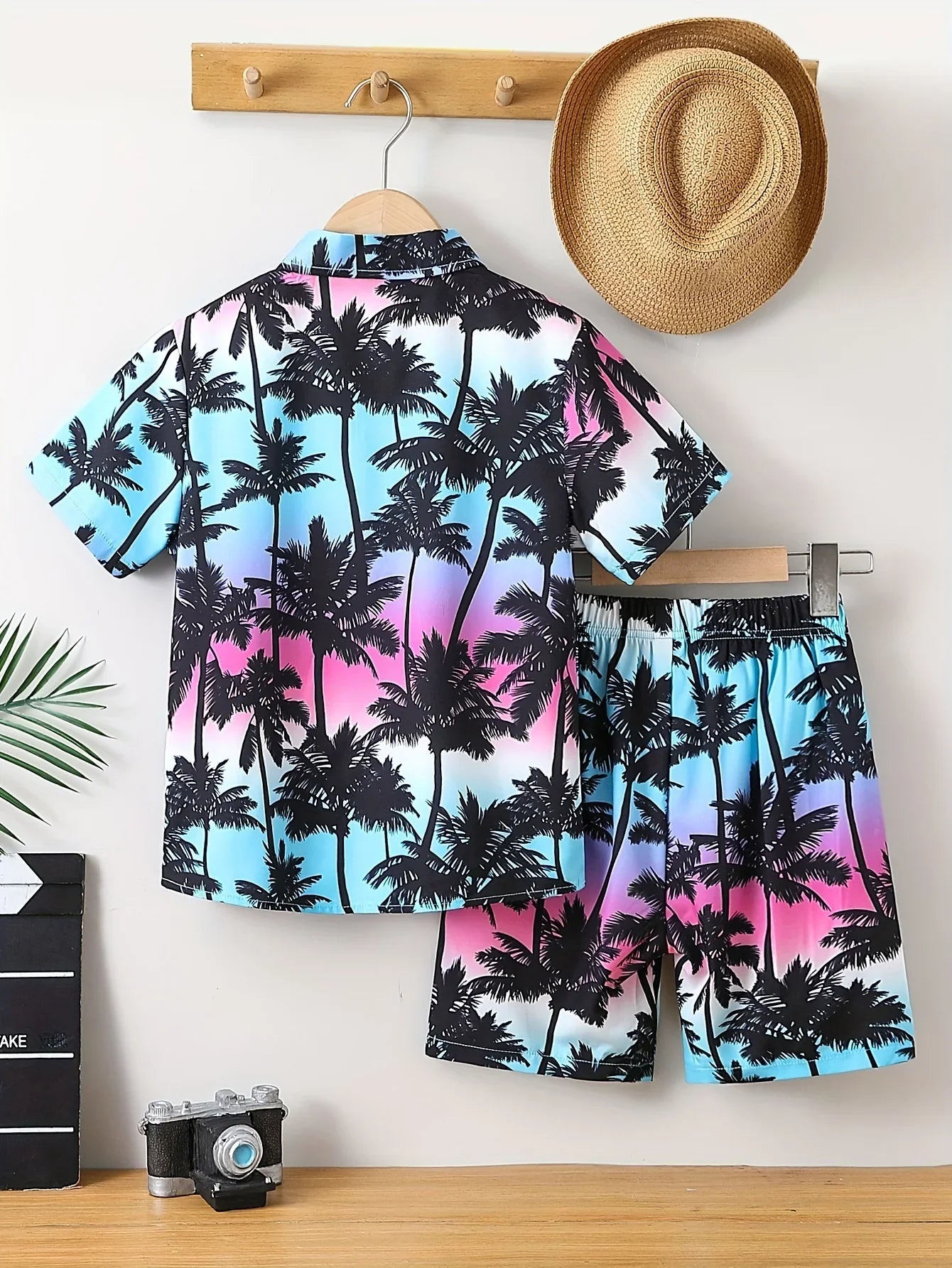 2er-Set Jungen Kurzarmhemd & Shorts mit Kokosnussbaum-Print – Urlaub & Strand - tif-shop24.de