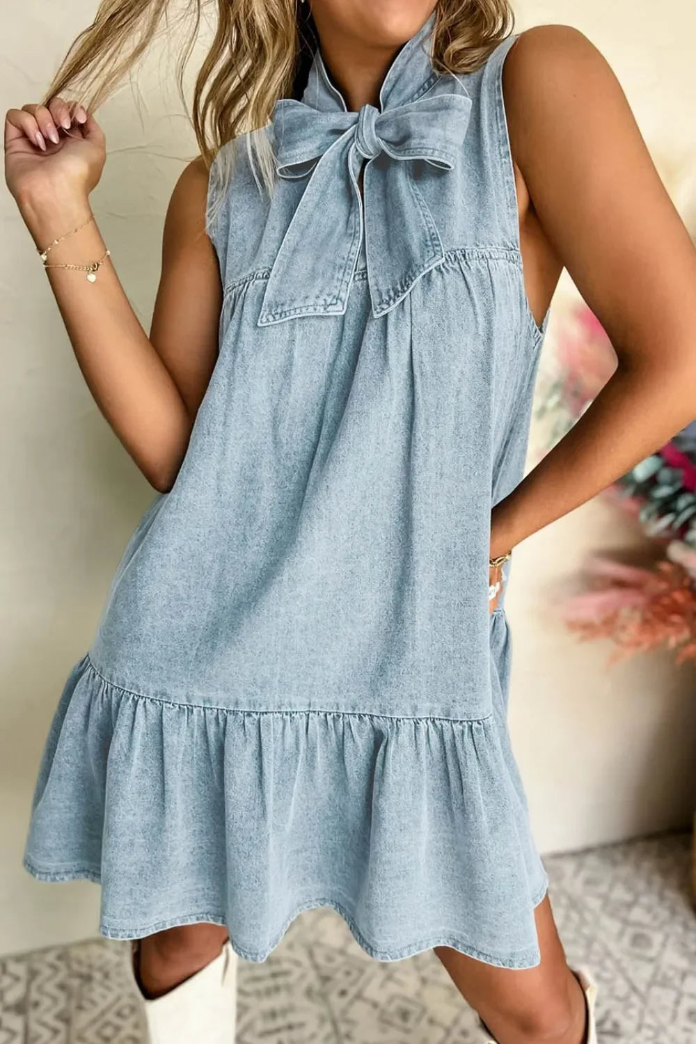 Tie Neck Sleeveless Denim Dress - tif-shop24.de