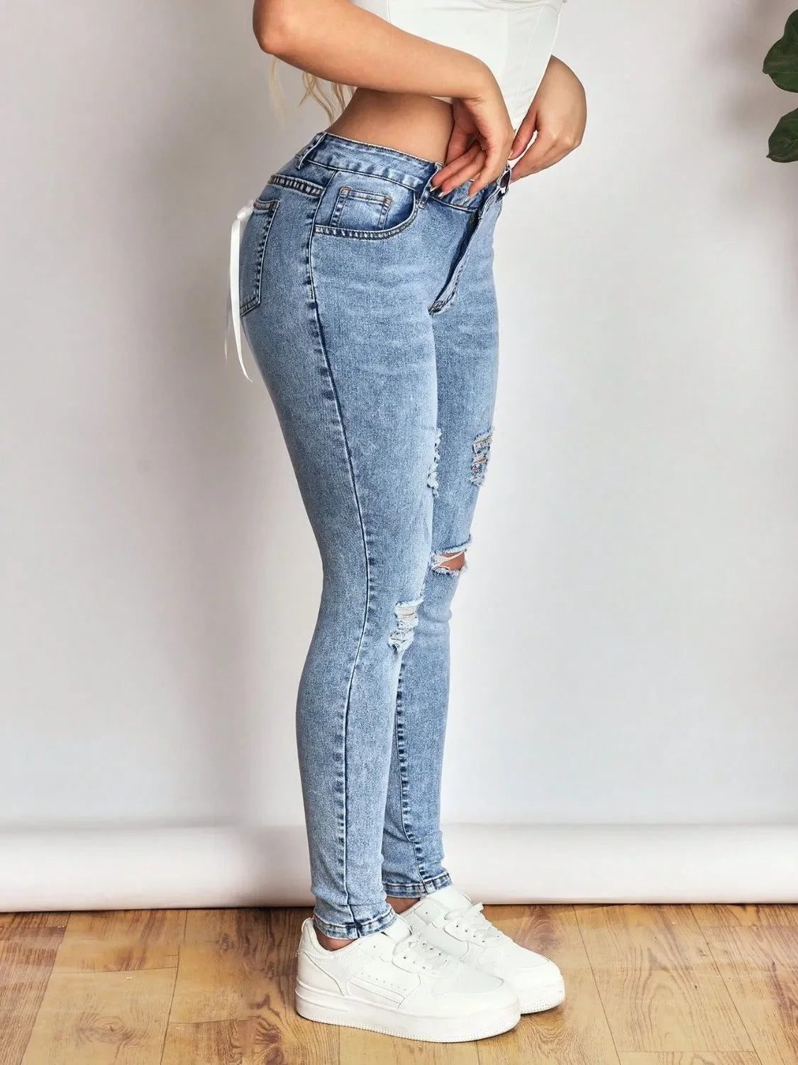 Distressed Skinny Jeans with Bow Back - tif-shop24.de