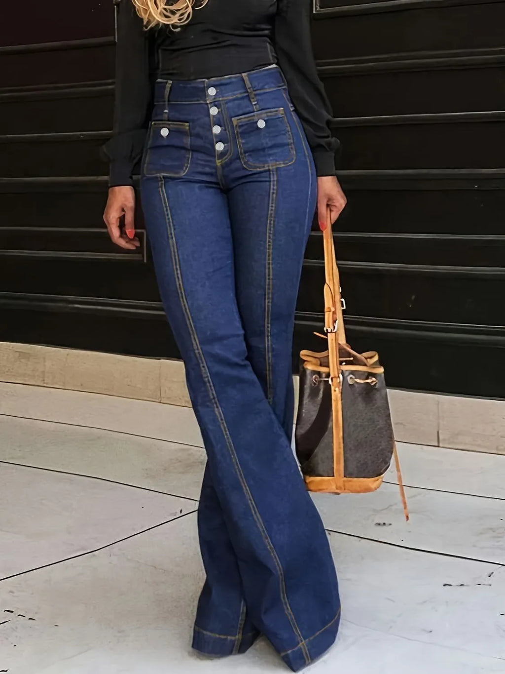 Flare Jeans with Pockets - tif-shop24.de