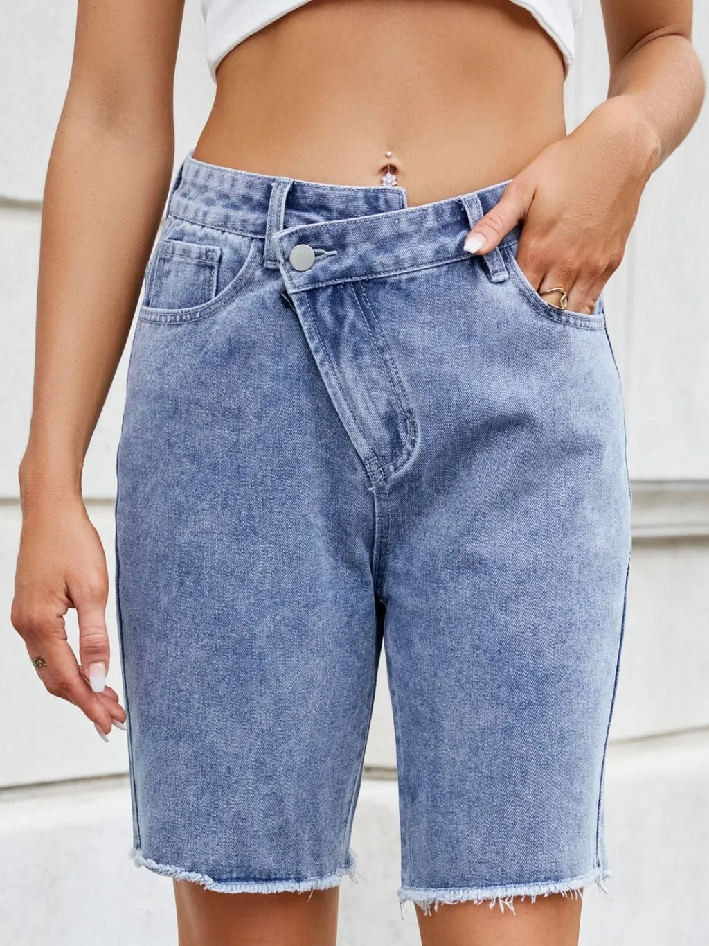 Raw Hem Denim Shorts - tif-shop24.de