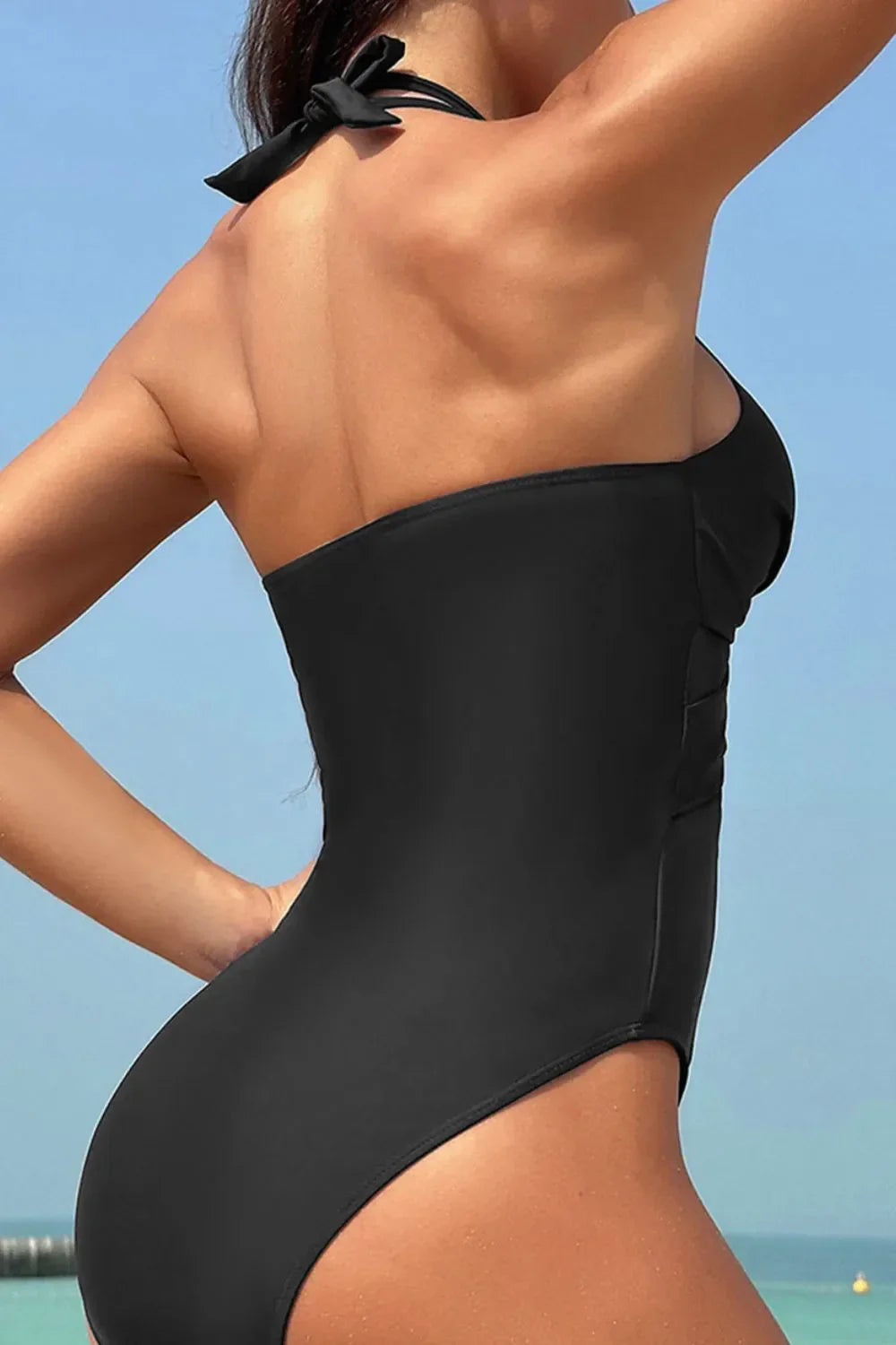 Crisscross Halter Neck One-Piece Swimwear - tif-shop24.de