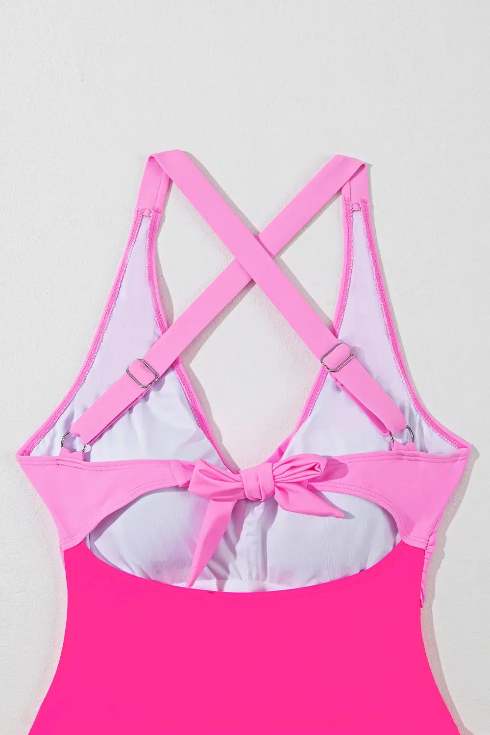 Crisscross V-Neck One-Piece Swimwear - tif-shop24.de