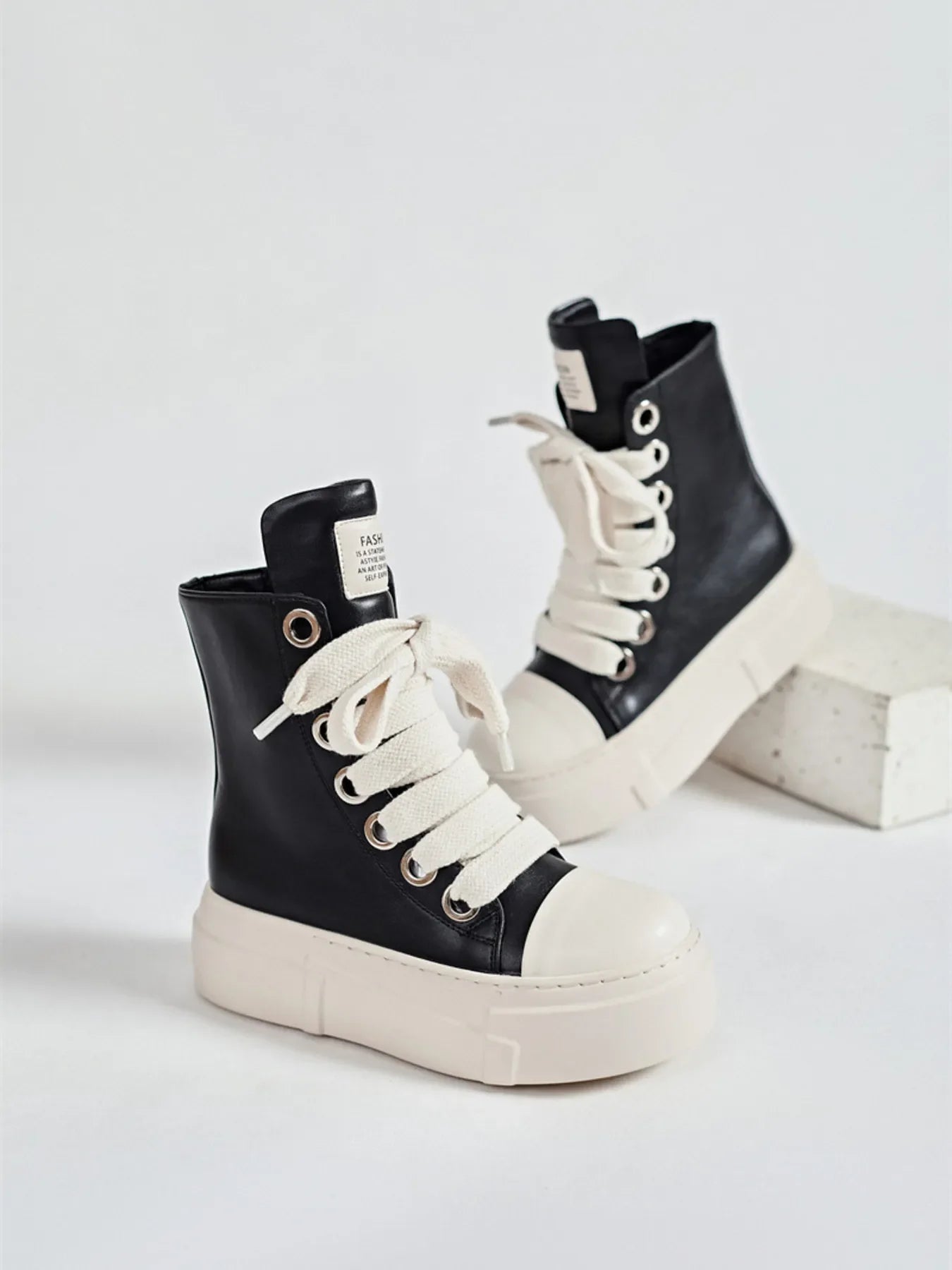 Platform Lace Up Contrast Sneakers - tif-shop24.de