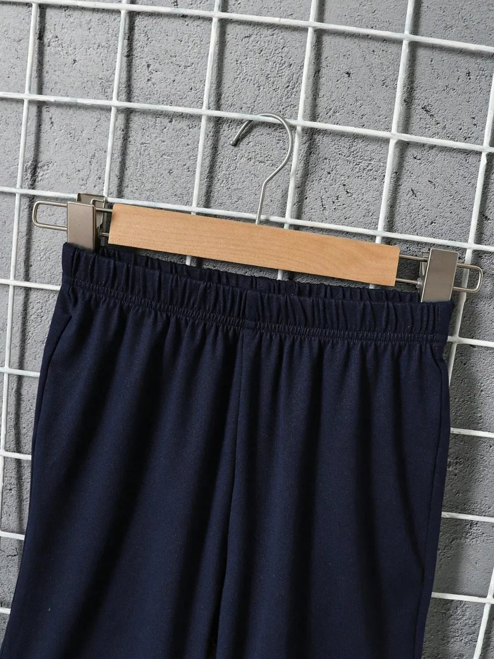 Children's Graphic Round Neck T-Shirt and Pants Set - tif-shop24.de