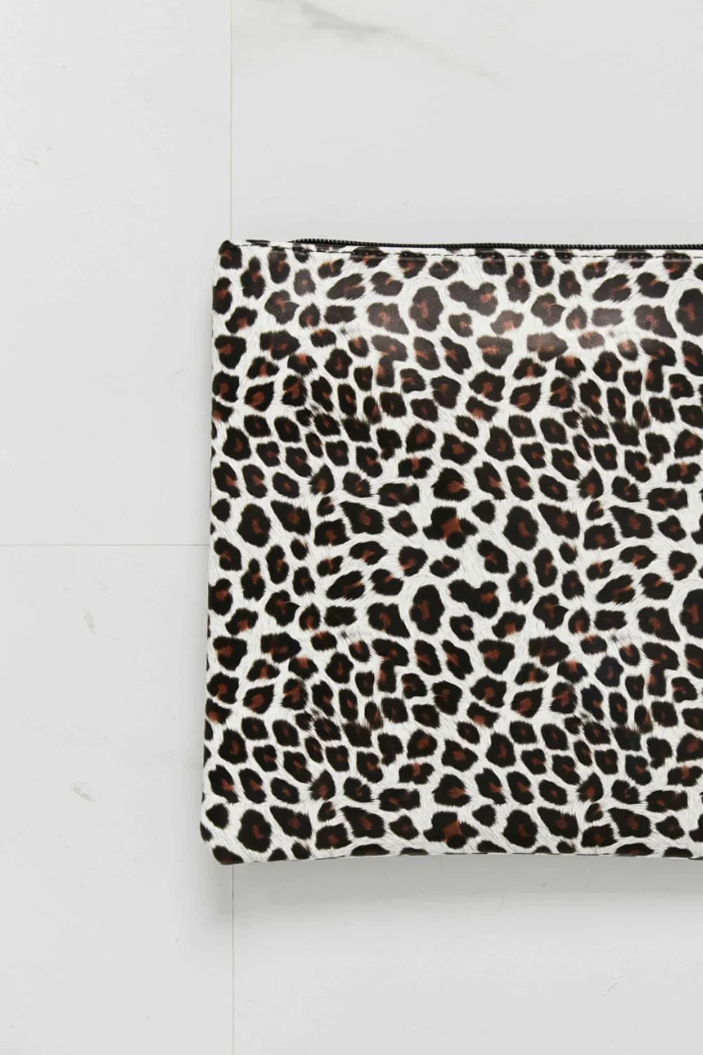 Come Along Animal Print Wristlet - tif-shop24.de
