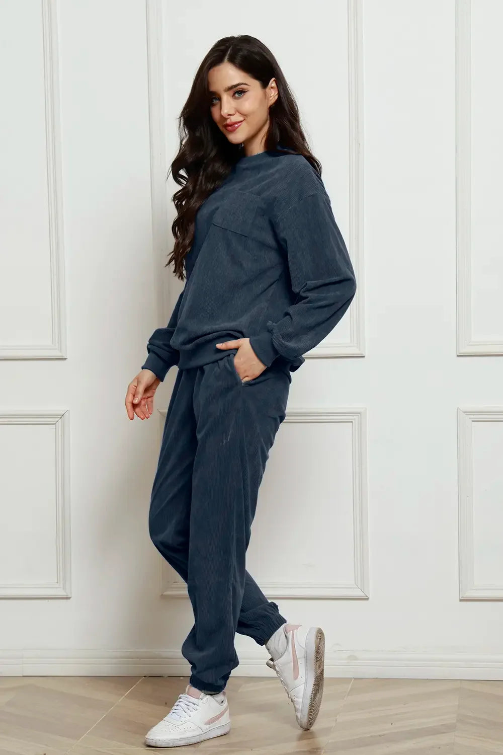Corduroy Round Neck Sweatshirt and Sweatpants Set - tif-shop24.de