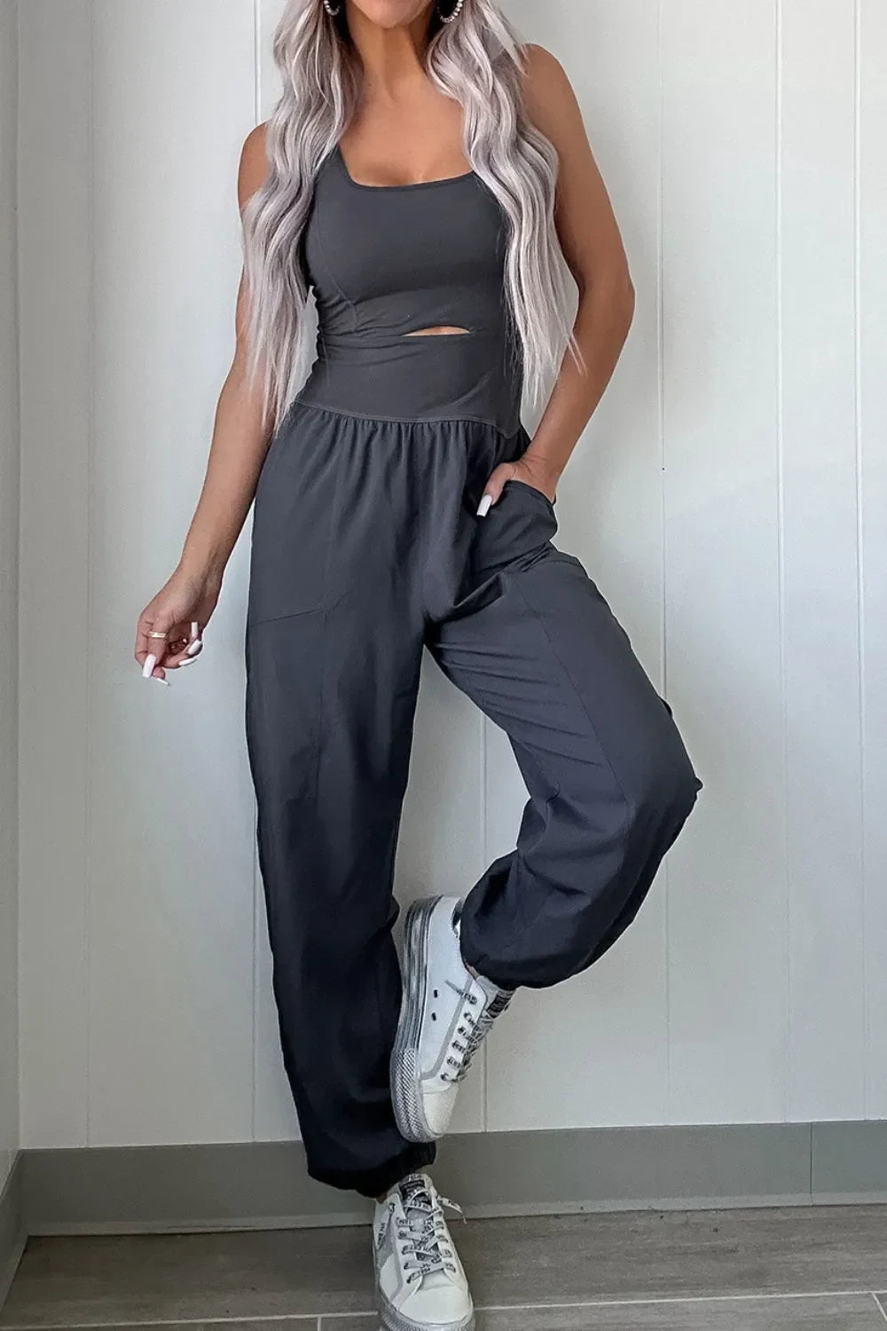 Cutout Square Neck Wide Strap Active Jumpsuit - tif-shop24.de