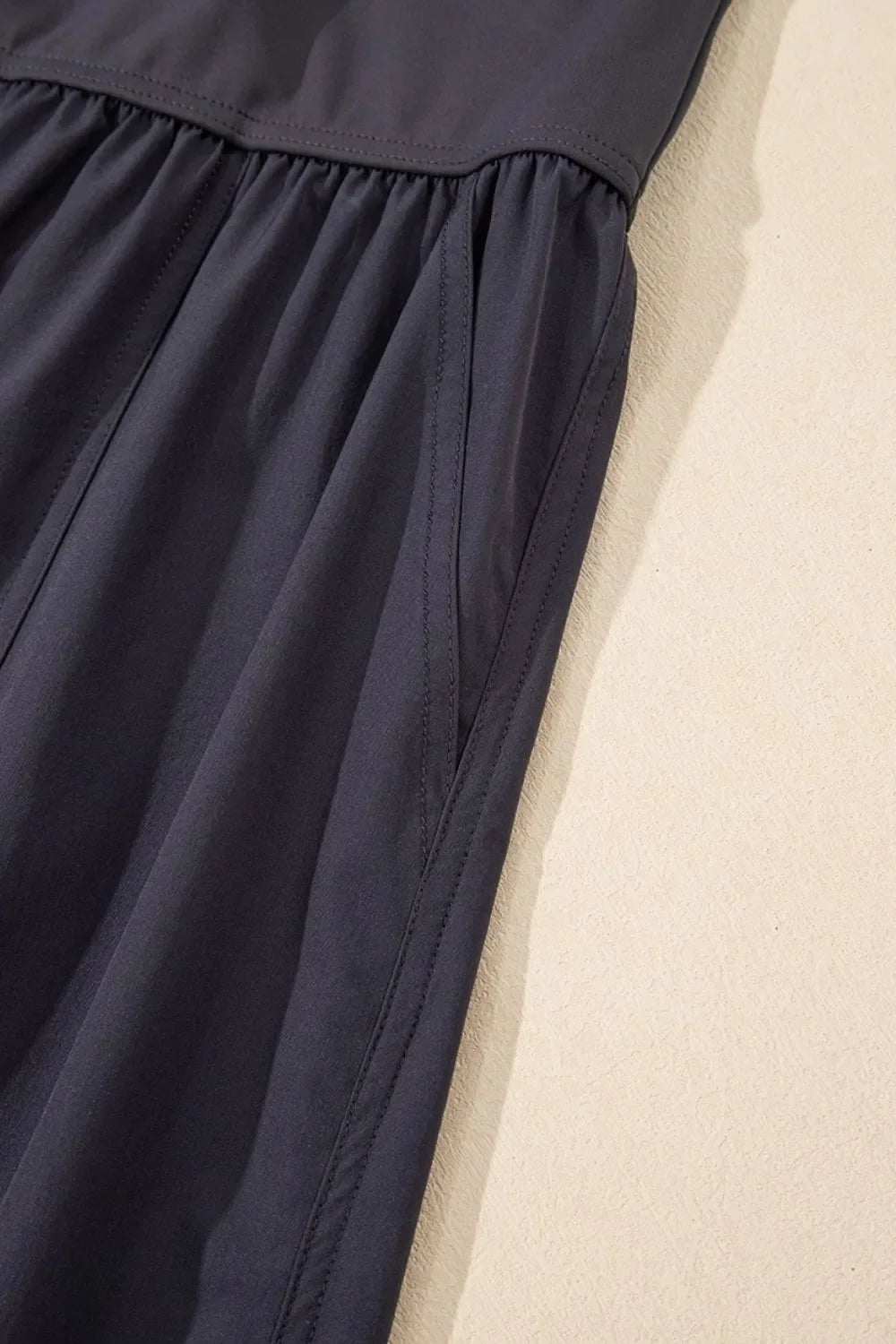 Cutout Square Neck Wide Strap Active Jumpsuit - tif-shop24.de