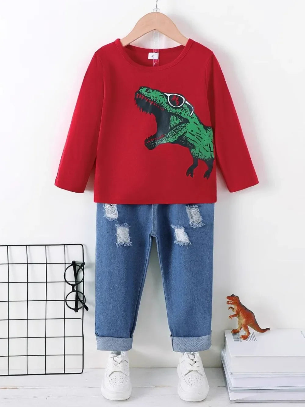 Dinosaur Round Neck Long Sleeve Top and Distressed Pants Set - tif-shop24.de