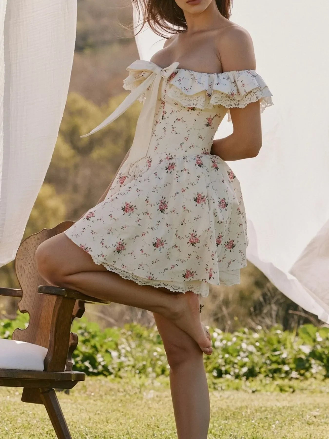 Off-Shoulder Floral Lace Trim Mini Dress - tif-shop24.de